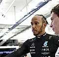 Opvolger Hamilton bij Mercedes bekend? ‘We hebben geappt’