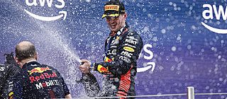 Rondje langs de media: 'Een mythische Max Verstappen'