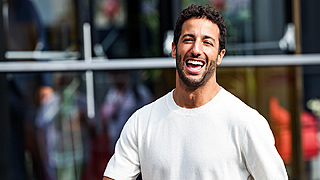Ricciardo strooit met mooie woorden voor Max Verstappen