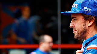 Alonso blij met einde seizoen: 'Hopelijk heb ik daar meer geluk'