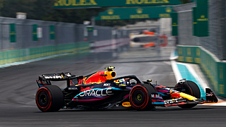Pérez profiteert optimaal van fouten Verstappen en Leclerc in Miami en pakt pole