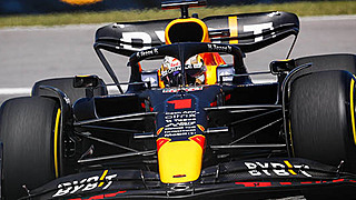 Verstappen verbreekt nu al dit Red Bull-record: 'Max is just warming up'