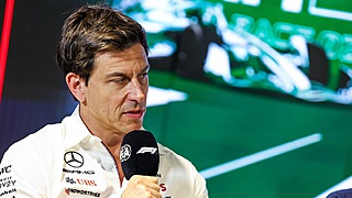 Toto Wolff maakt bizarre opmerking over Verstappen 