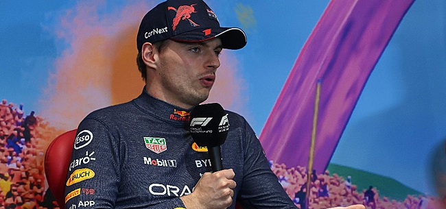 Verstappen walgt van fans die Hamilton merchandise verbranden 